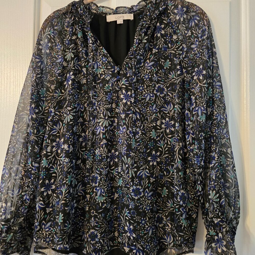 Womens Bundle of 3 Size XS Blouses from Loft - Picture 11 of 16